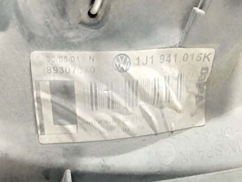 Recambio de faro izquierdo para volkswagen golf iv (1j1) 1.6 16v referencia OEM IAM 1J1941016K 1J1941017K 