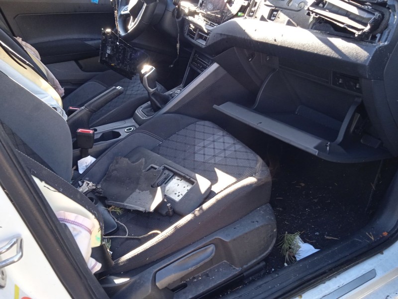 volkswagen taigo (cs1) del año 2024