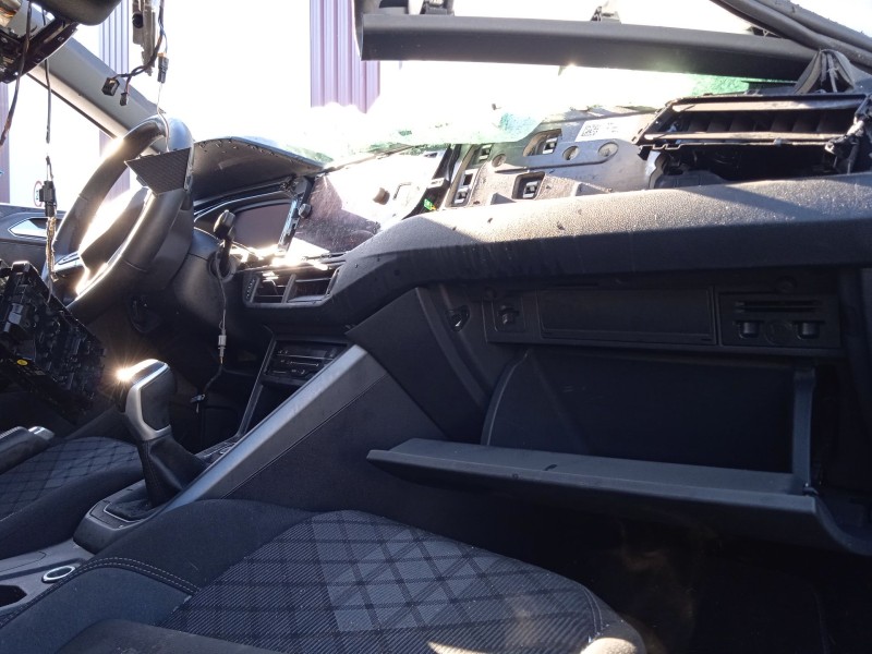 volkswagen taigo (cs1) del año 2024