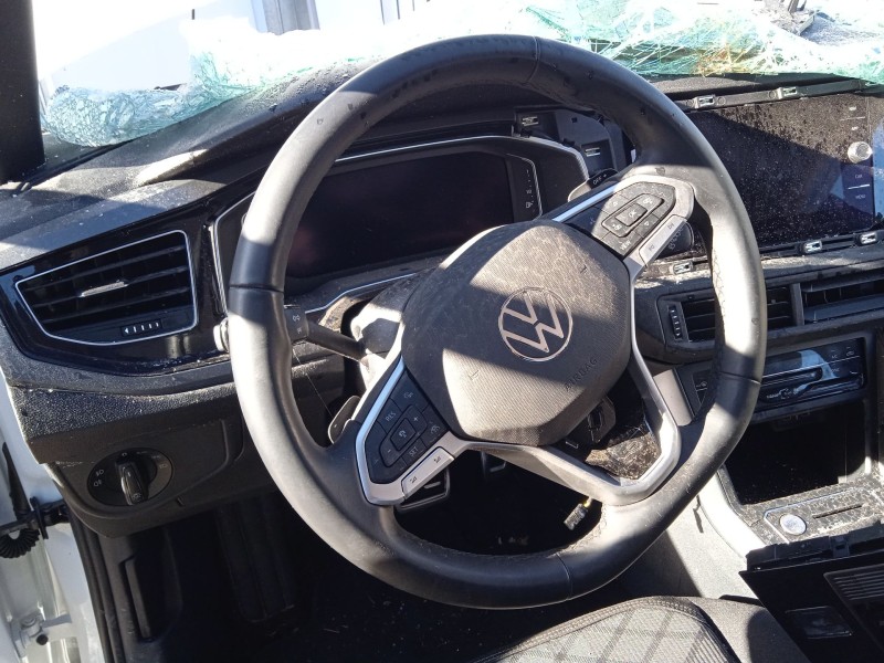 volkswagen taigo (cs1) del año 2024