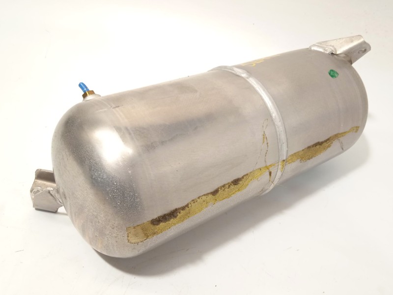 Recambio de acumulador suspension neumatica para audi q7 (4lb) 3.0 tdi quattro referencia OEM IAM 7L8616202A  