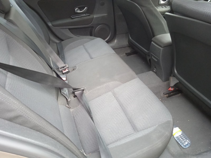 renault laguna iii (bt0/1) del año 2008