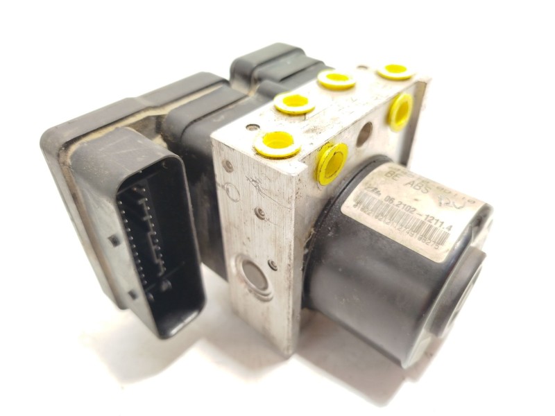 Recambio de abs para toyota yaris (_p9_) 1.0 vvt-i (ksp90_) referencia OEM IAM 445100D110  06210212114