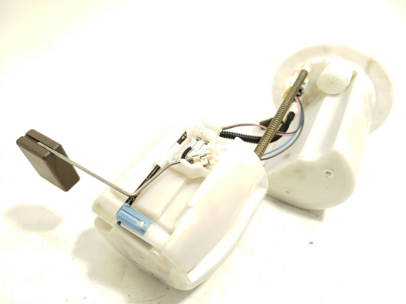 Recambio de bomba combustible para toyota yaris (_p9_) 1.0 vvt-i (ksp90_) referencia OEM IAM 770200D130  