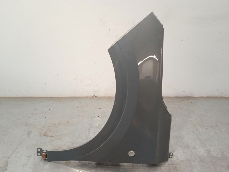 Recambio de aleta delantera izquierda para ford tourneo courier 1.0 ecoboost referencia OEM IAM 2770806 PR2X6V16006AD 