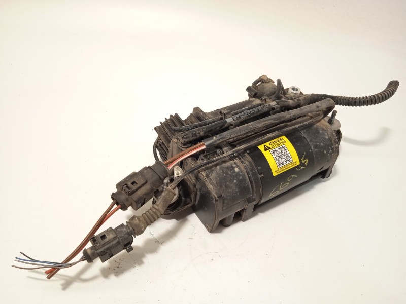 Recambio de bomba suspension para audi q7 (4lb) 3.0 tdi quattro referencia OEM IAM 7L8616006C 7L8616007 15150000413