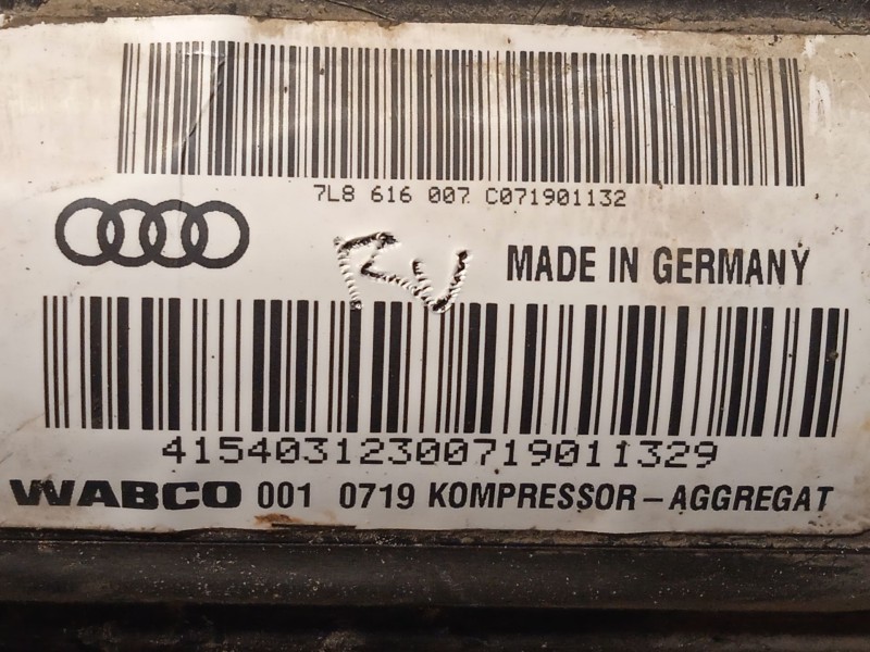 Recambio de bomba suspension para audi q7 (4lb) 3.0 tdi quattro referencia OEM IAM 7L8616006C 7L8616007 15150000413