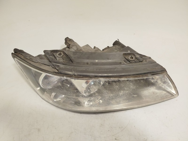 Recambio de faro derecho para hyundai sonata v (nf) 2.0 crdi referencia OEM IAM 921023K020  