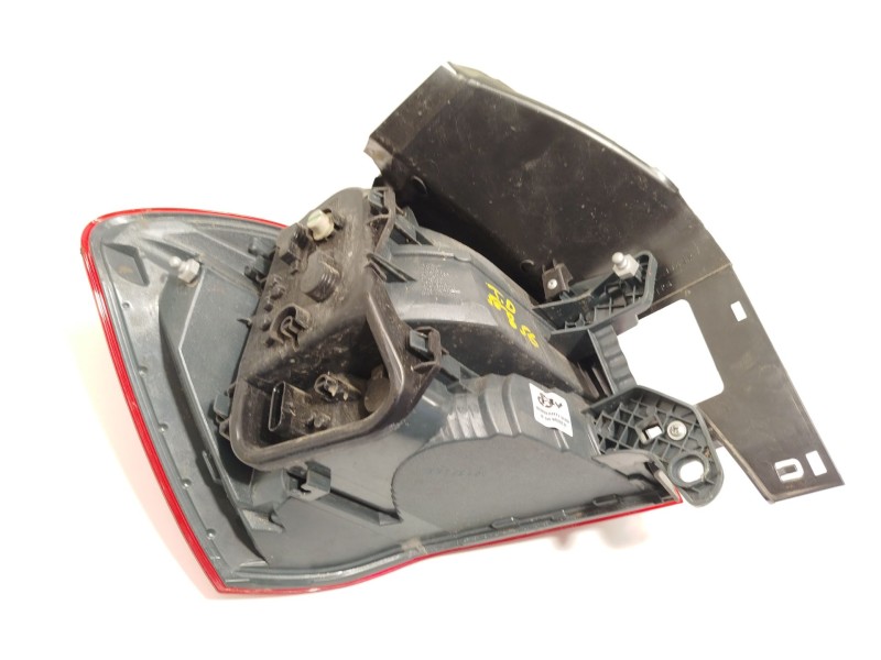 Recambio de piloto trasero derecho para bmw 1 (f20) 116 d referencia OEM IAM 7456502 63217456502 