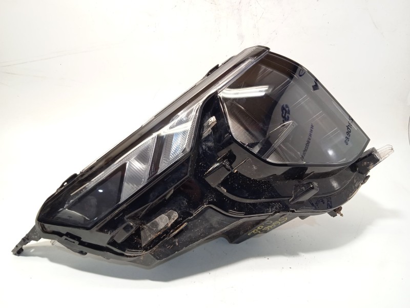 Recambio de faro derecho para ford tourneo courier 1.0 ecoboost referencia OEM IAM R2X613E014AF 2833282 