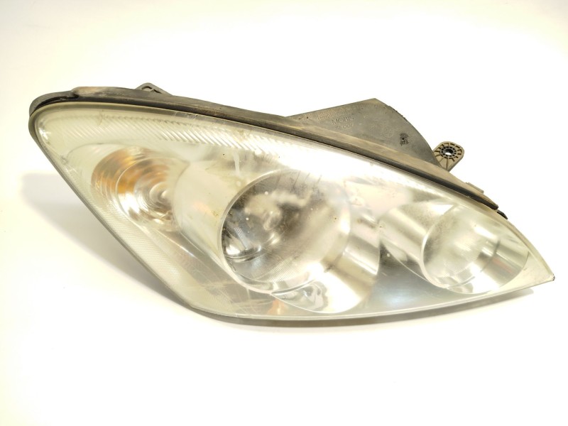 Recambio de faro derecho para kia cee´d hatchback (ed) 1.6 crdi 115 referencia OEM IAM 921021H000  