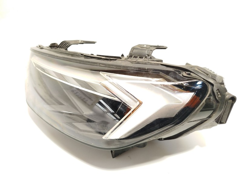 Recambio de faro izquierdo para audi a1 sportback (gba) 25 tfsi referencia OEM IAM 82A941033D 82A941773 90106082