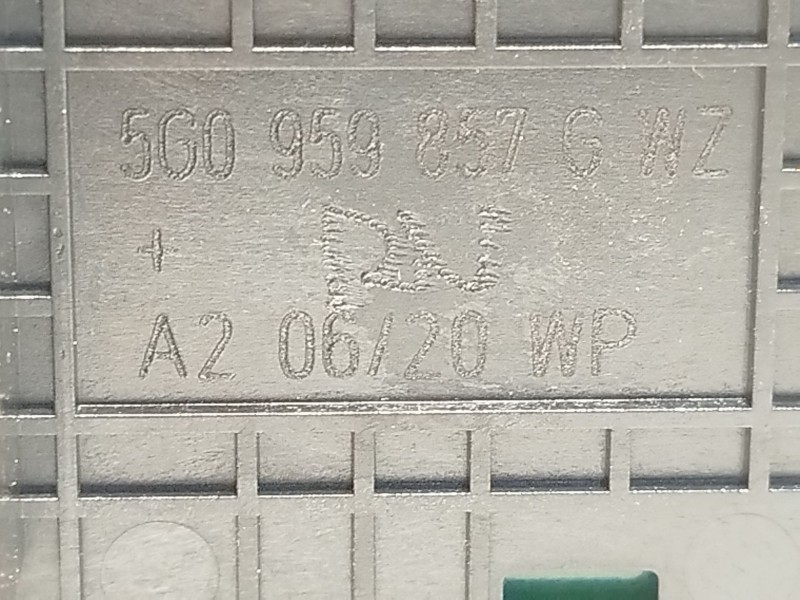 Recambio de mando elevalunas delantero izquierdo para audi a1 sportback (gba) 25 tfsi referencia OEM IAM 5G0959857G 5G0959857GWZ