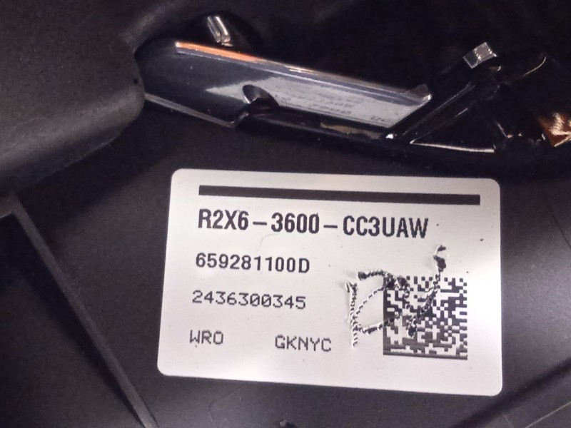 Recambio de volante para ford tourneo courier 1.0 ecoboost referencia OEM IAM R2X63600CC3UAW 2758423 