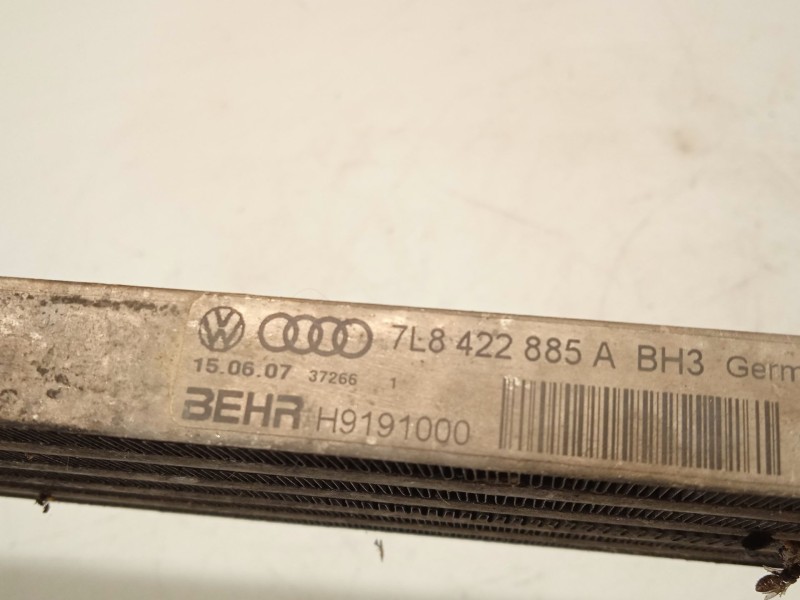Recambio de radiador aceite para audi q7 (4lb) 3.0 tdi quattro referencia OEM IAM 7L8422885A  