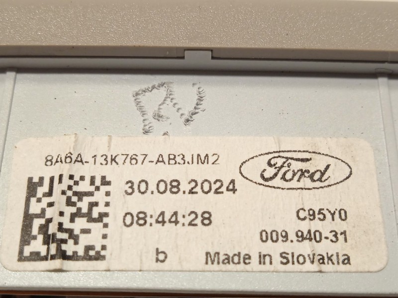 Recambio de luz interior para ford tourneo courier 1.0 ecoboost referencia OEM IAM 8A6A13K767AB3JM2 2688504 