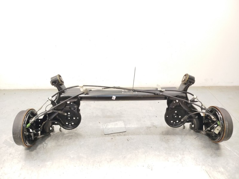 Recambio de puente trasero para ford tourneo courier 1.0 ecoboost referencia OEM IAM 2847200  