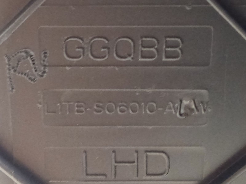 Recambio de guantera para ford tourneo courier 1.0 ecoboost referencia OEM IAM L1TBS06010AJW 2665155 L1TBS06010AJ319W