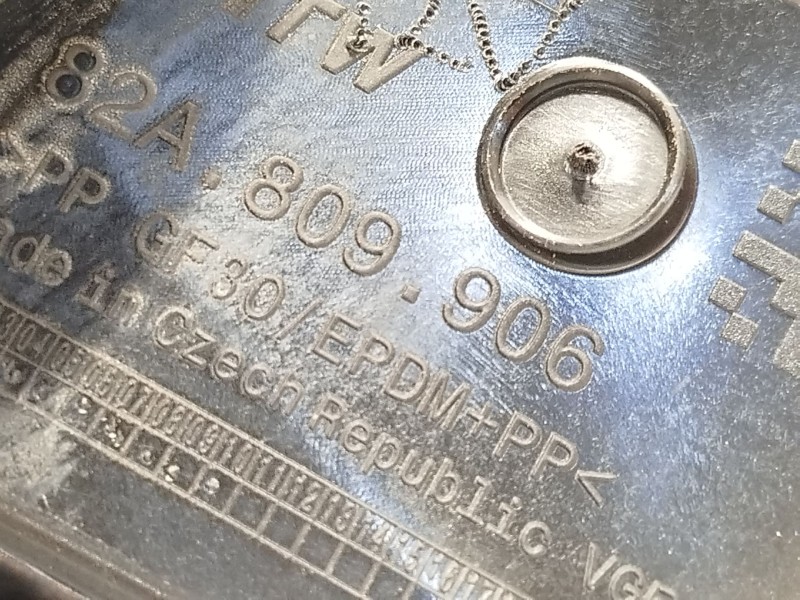 Recambio de tapa exterior combustible para audi a1 sportback (gba) 25 tfsi referencia OEM IAM 82A809906  