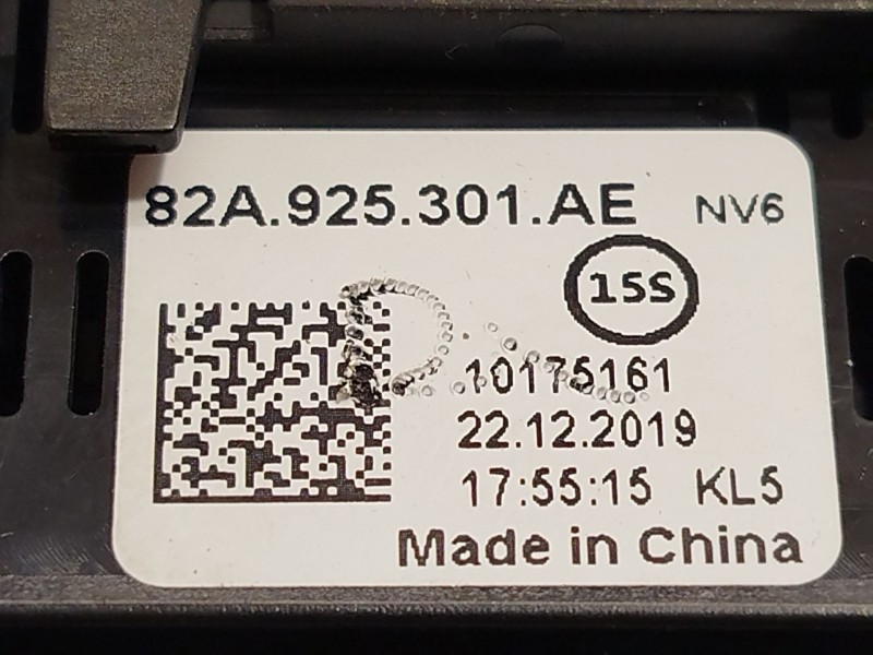 Recambio de mando multifuncion para audi a1 sportback (gba) 25 tfsi referencia OEM IAM 82A925301AE  