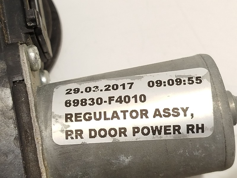 Recambio de elevalunas trasero derecho para toyota c-hr (_x1_) 1.8 hybrid (zyx10_, zyx11_) referencia OEM IAM 69830F4010  