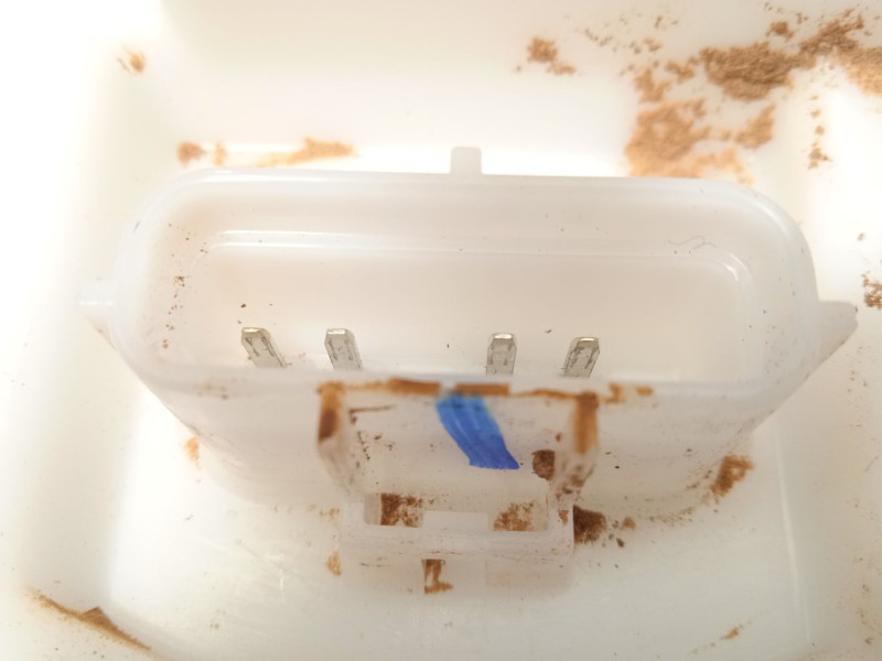 Recambio de bomba combustible para ford tourneo courier 1.0 ecoboost referencia OEM IAM R2X19H307AA  2693785