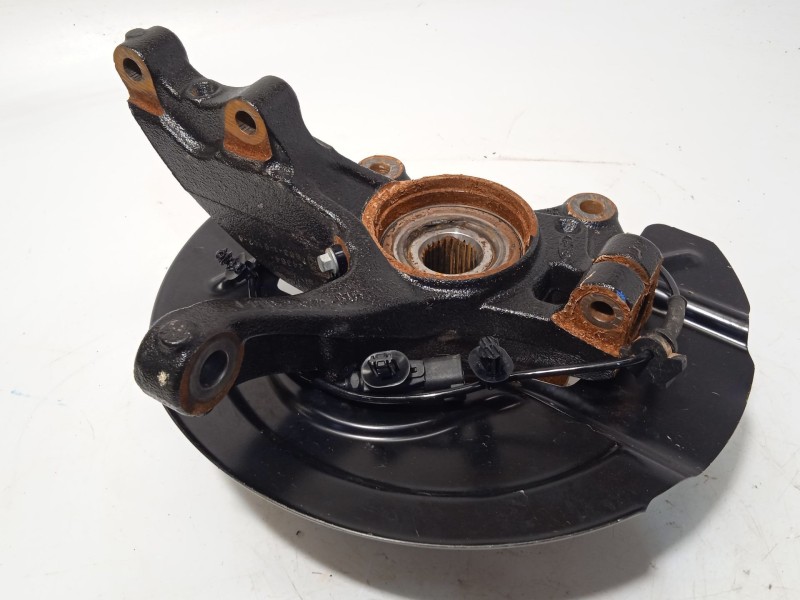 Recambio de mangueta delantera izquierda para ford tourneo courier 1.0 ecoboost referencia OEM IAM L1TC3K171B1A 2413002 2413074