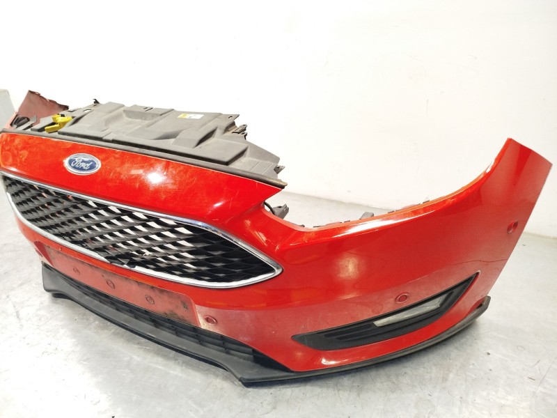 Recambio de paragolpes delantero para ford focus iii sedán 1.0 ecoboost referencia OEM IAM 2016512  