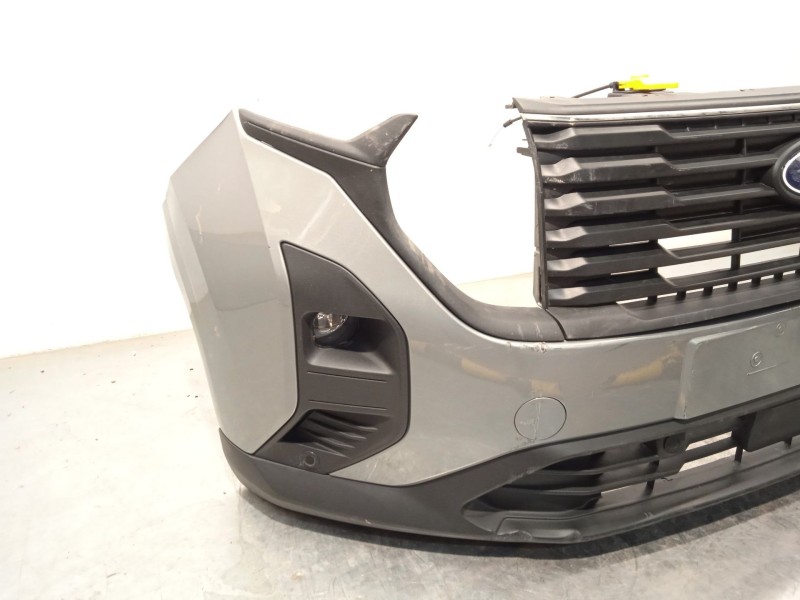 Recambio de paragolpes delantero para ford tourneo courier 1.0 ecoboost referencia OEM IAM 2755416 R2X617H772B1DPRAA R2X617H772D