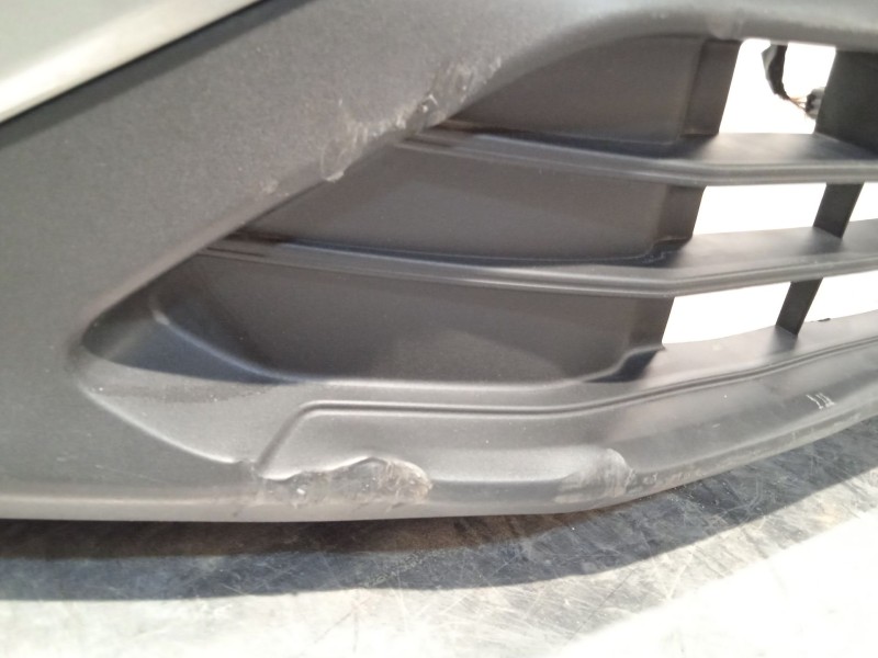 Recambio de paragolpes delantero para ford tourneo courier 1.0 ecoboost referencia OEM IAM 2755416 R2X617H772B1DPRAA R2X617H772D