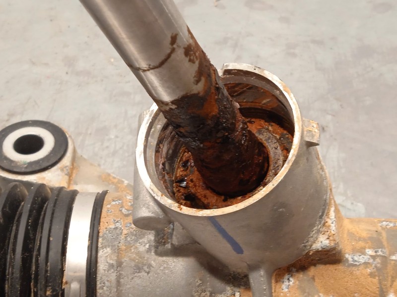 Recambio de cremallera direccion para ford tourneo courier 1.0 ecoboost referencia OEM IAM R2X63A500AA 2660794 