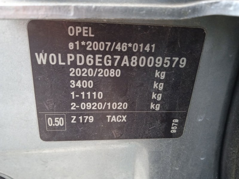 opel astra j (p10) del año 2010