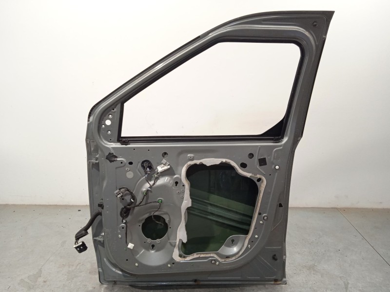 Recambio de puerta delantera derecha para ford tourneo courier 1.0 ecoboost referencia OEM IAM 2817953 PR2X6V20124AB 