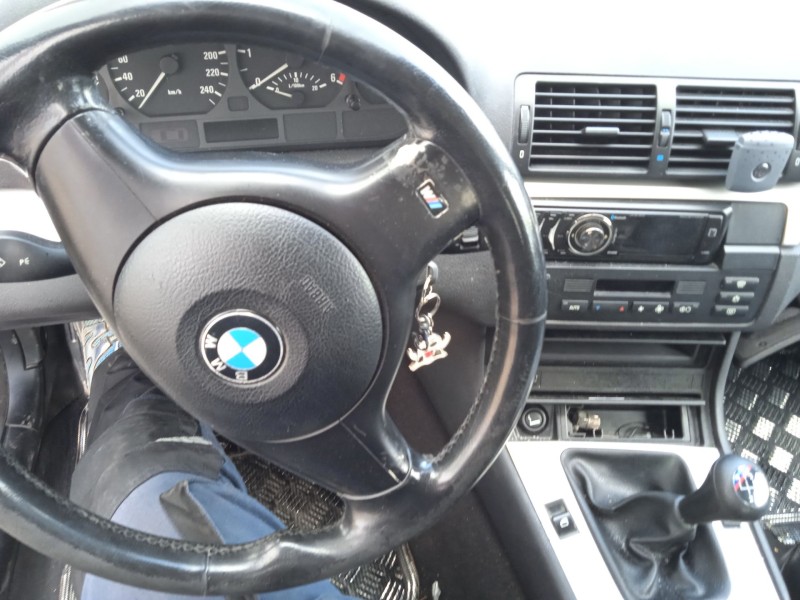 bmw 3 (e46) del año 2002