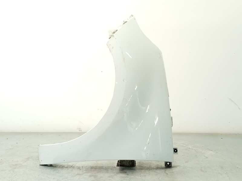 ALETA DELANTERA IZQUIERDA 631017581R 