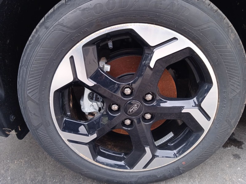 ford tourneo courier del año 2024