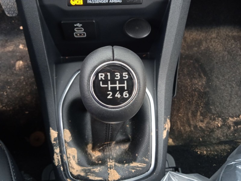 ford tourneo courier del año 2024