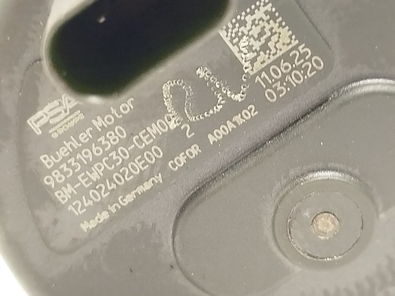 Recambio de bomba agua para citroën c4 iii (ba_, bb_, bc_) e-c4 (bczkxc) referencia OEM IAM 9833196380  