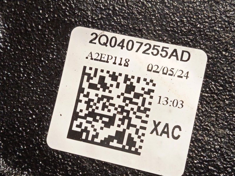 Recambio de mangueta delantera izquierda para seat arona (kj7, kjp) 1.0 tsi referencia OEM IAM 2Q0407255AD  