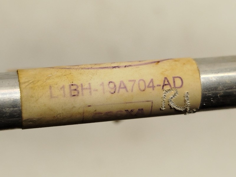 Recambio de tubos aire acondicionado para ford puma (j2k, cf7) 1.0 ecoboost referencia OEM IAM L1BH19A704AD 2473921 