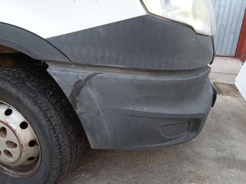 iveco daily v caja/chasis del año 2012