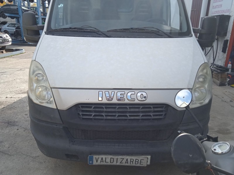 iveco daily v caja/chasis del año 2012
