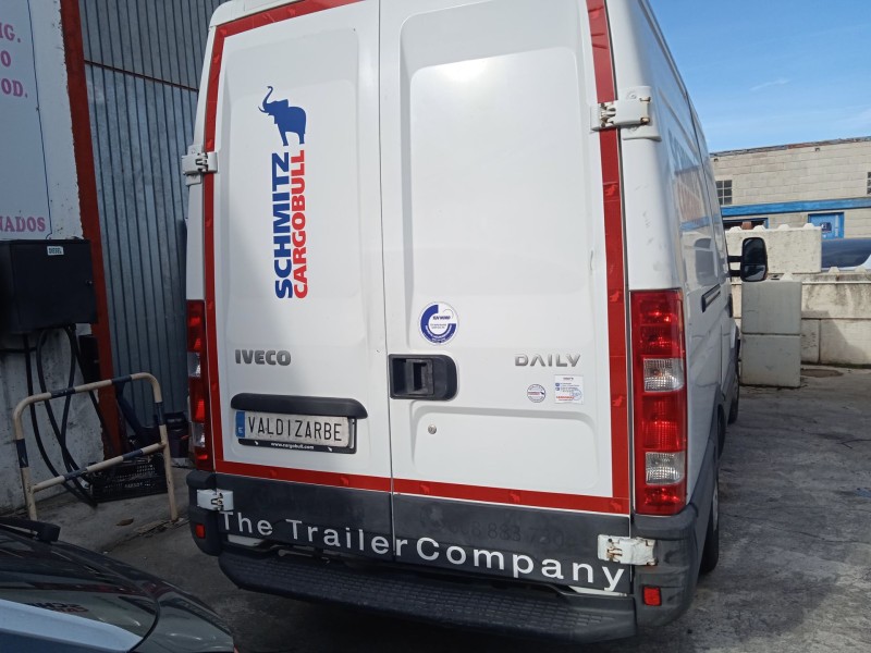 iveco daily v caja/chasis del año 2012