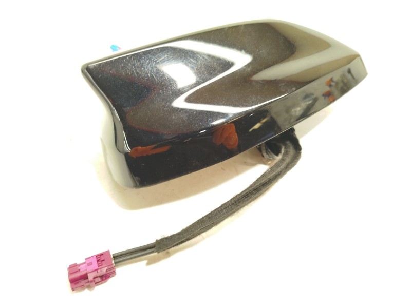 Recambio de antena para ford puma (j2k, cf7) 1.0 ecoboost referencia OEM IAM PCPT19K351PB5KBX 2812427 