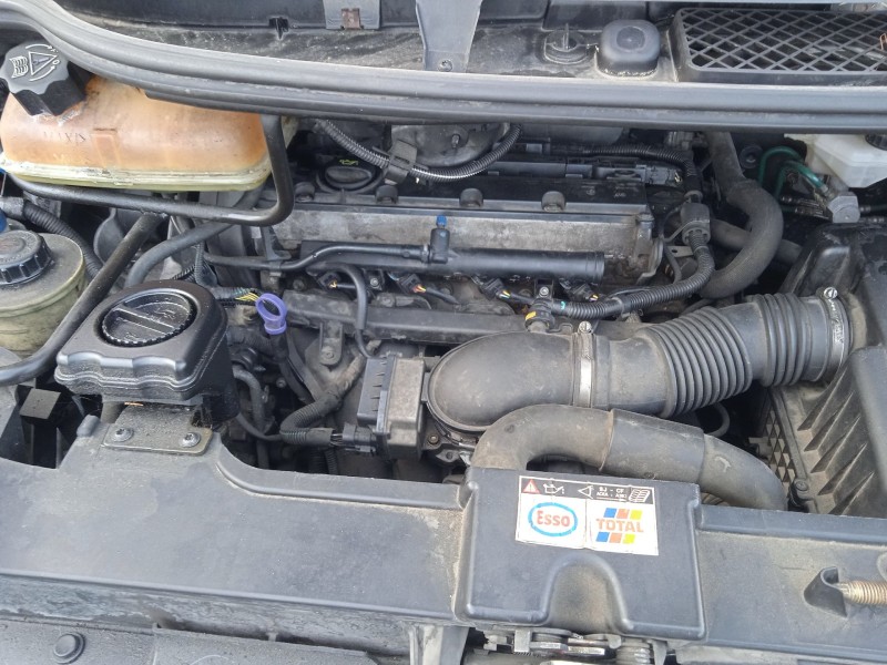 peugeot 807 (eb_) del año 2003