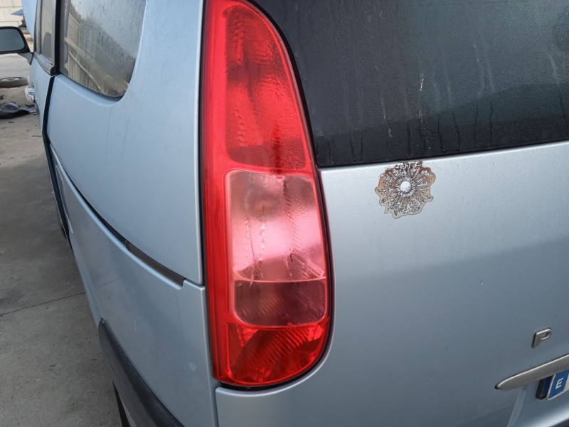 peugeot 807 (eb_) del año 2003