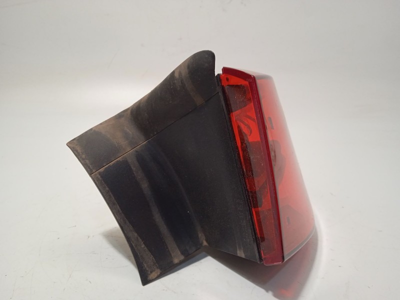 Recambio de piloto trasero derecho para cupra leon (kl1, ku1, kug) 1.5 tsi referencia OEM IAM 5FA945208D  