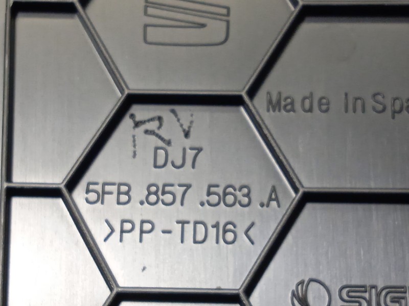 Recambio de guantera para cupra leon (kl1, ku1, kug) 1.5 tsi referencia OEM IAM 5FB857095J 5FB857095J4PK 5FB857563A