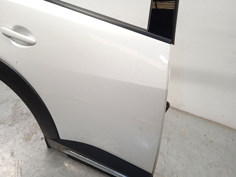Recambio de puerta trasera derecha para mazda cx-3 (dk) 2.0 skyactiv-g referencia OEM IAM DKY07202XC  