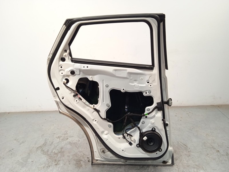 Recambio de puerta trasera izquierda para mazda cx-3 (dk) 2.0 skyactiv-g referencia OEM IAM DKY07302XC  